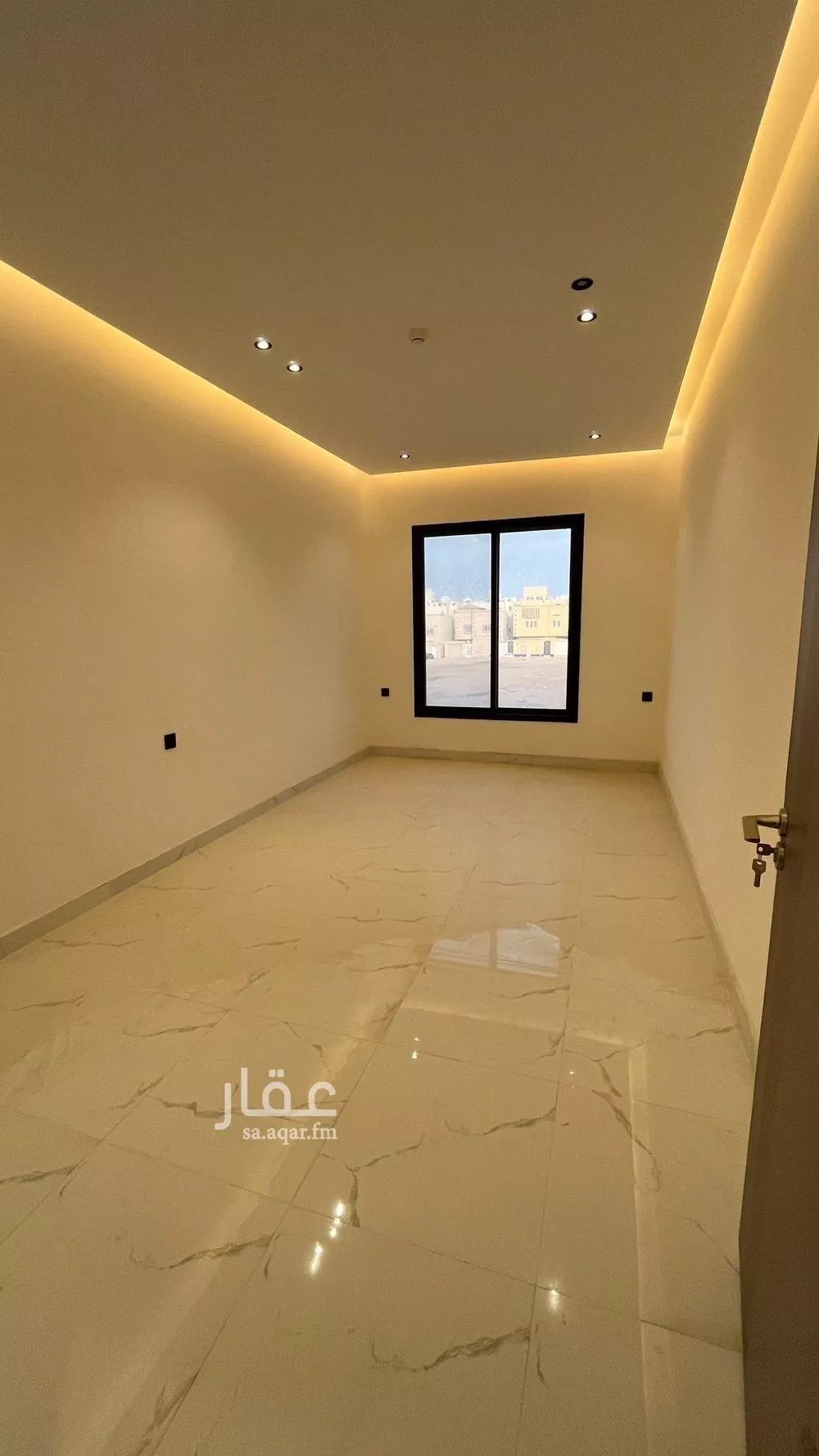 شقة 4 غرف في عكاظ 19