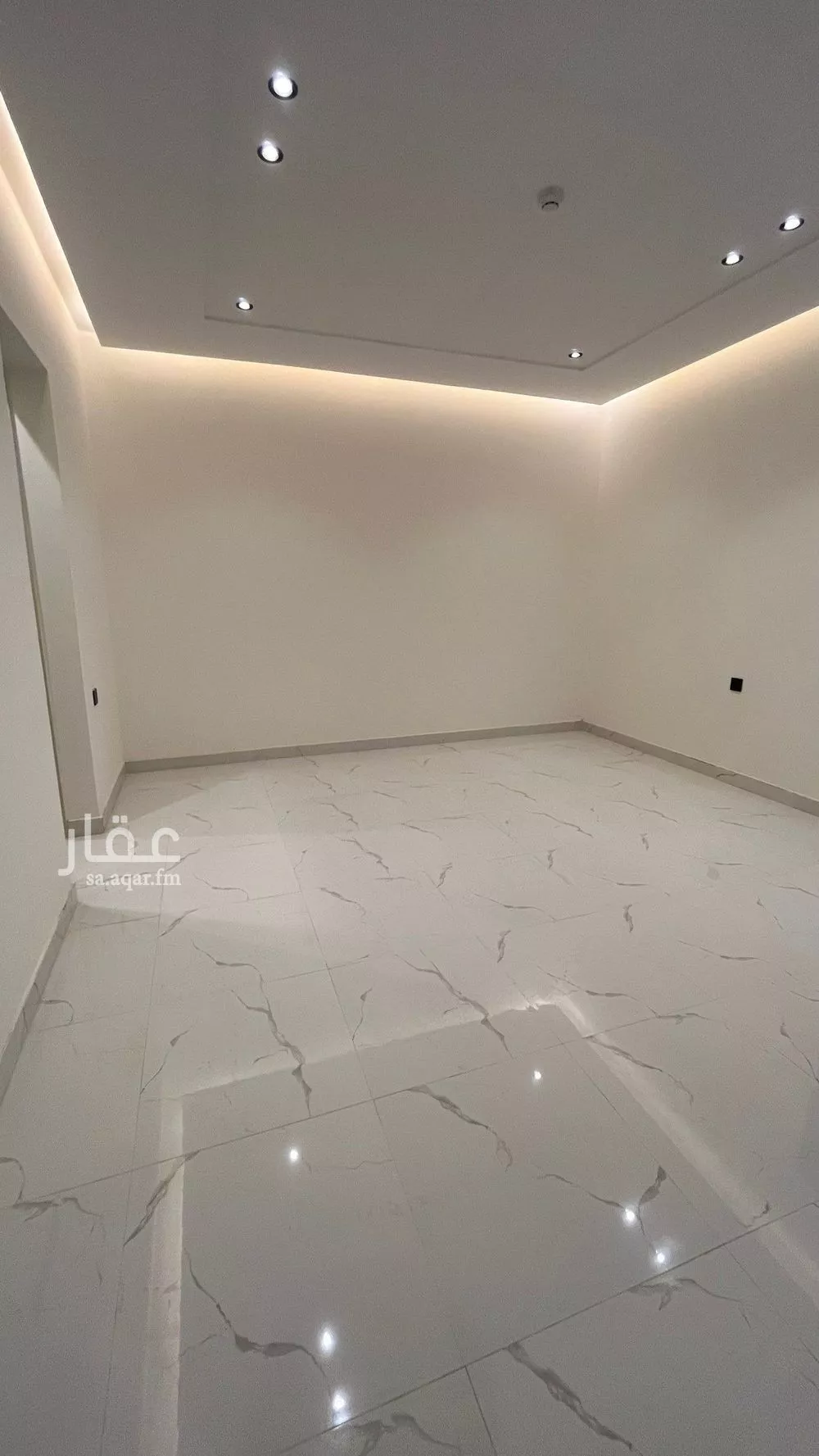 شقة 4 غرف في عكاظ 8