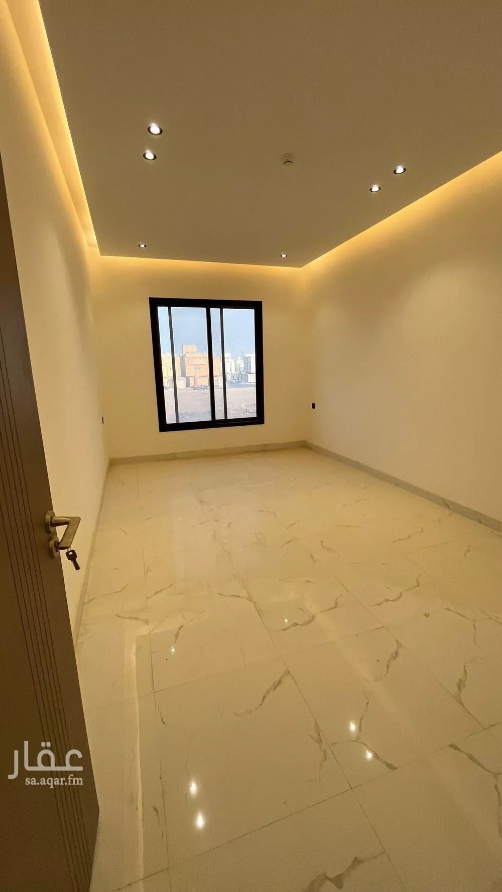 شقة 4 غرف في عكاظ 9