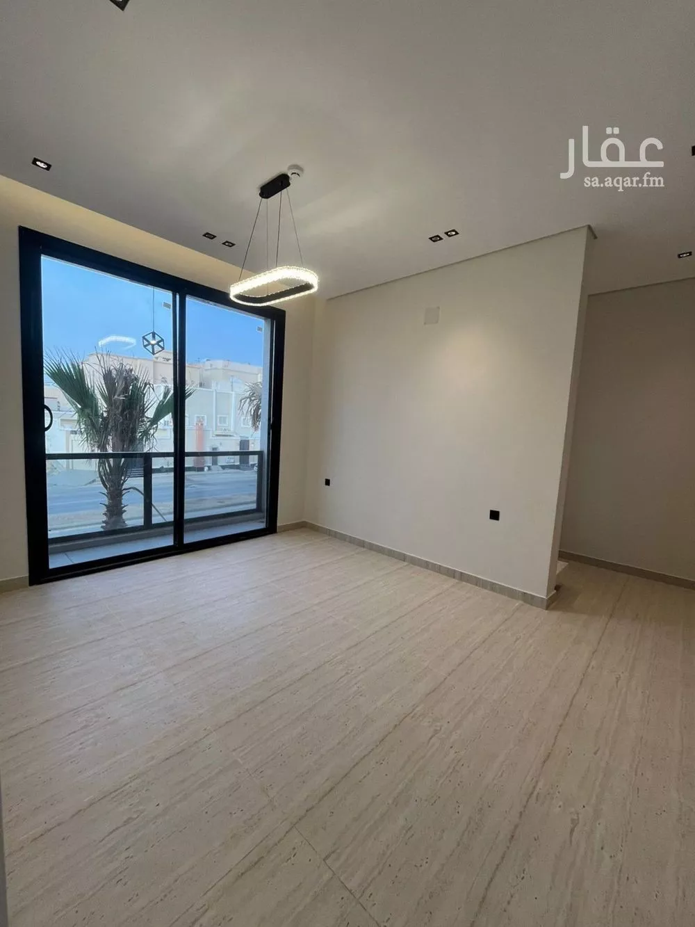 شقة 5 غرف في عكاظ 12