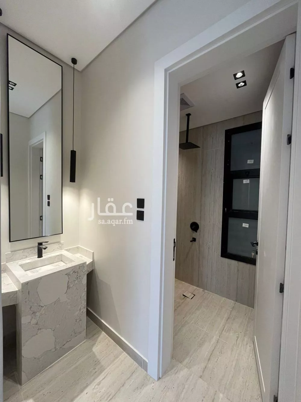 شقة 5 غرف في عكاظ 19