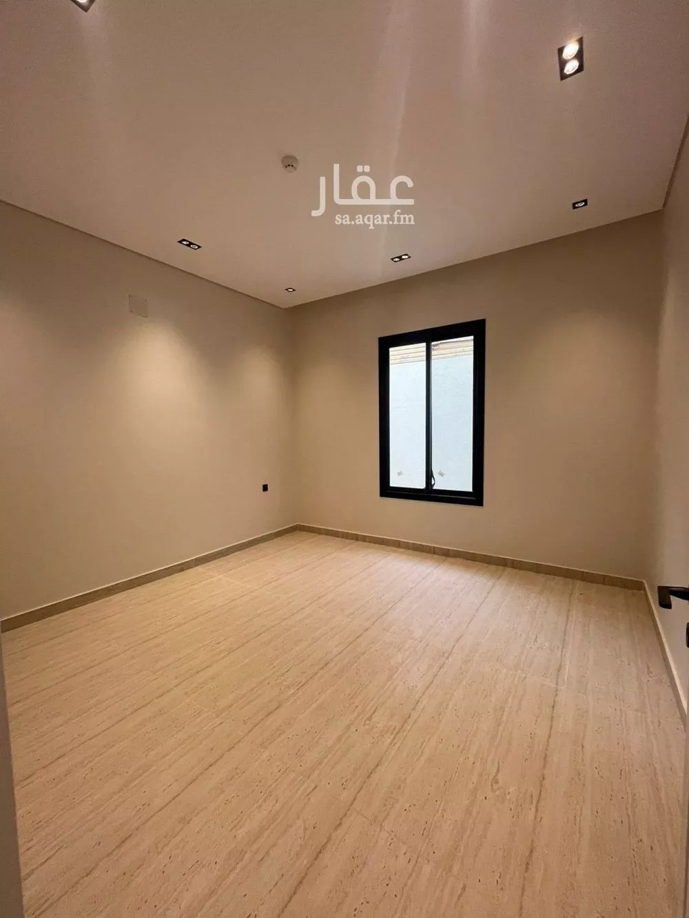 شقة 5 غرف في عكاظ 9