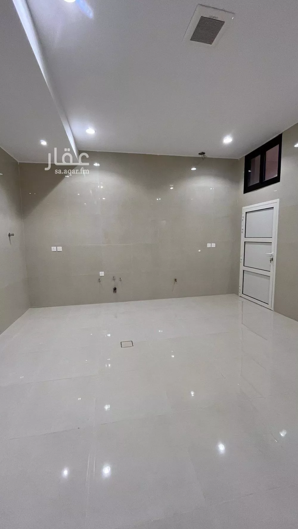 5 bedroom apartment in Okaz 21