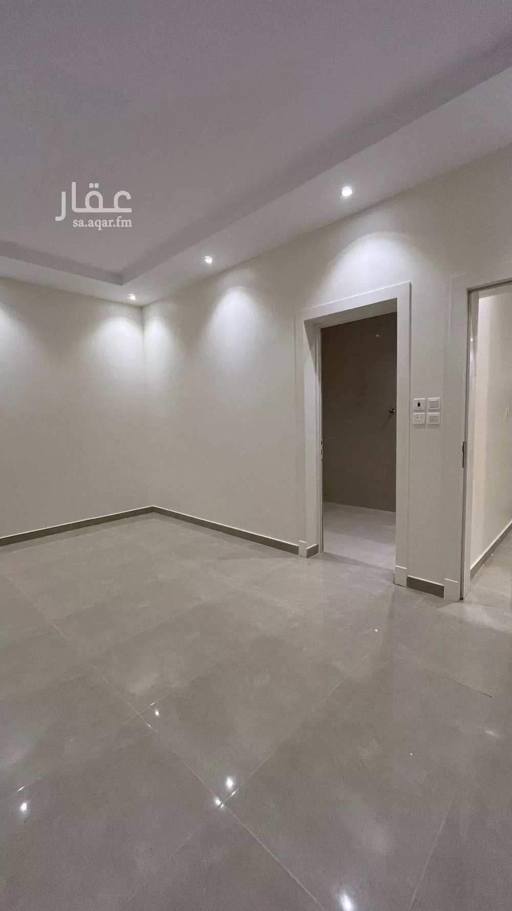 5 bedroom apartment in Okaz 4