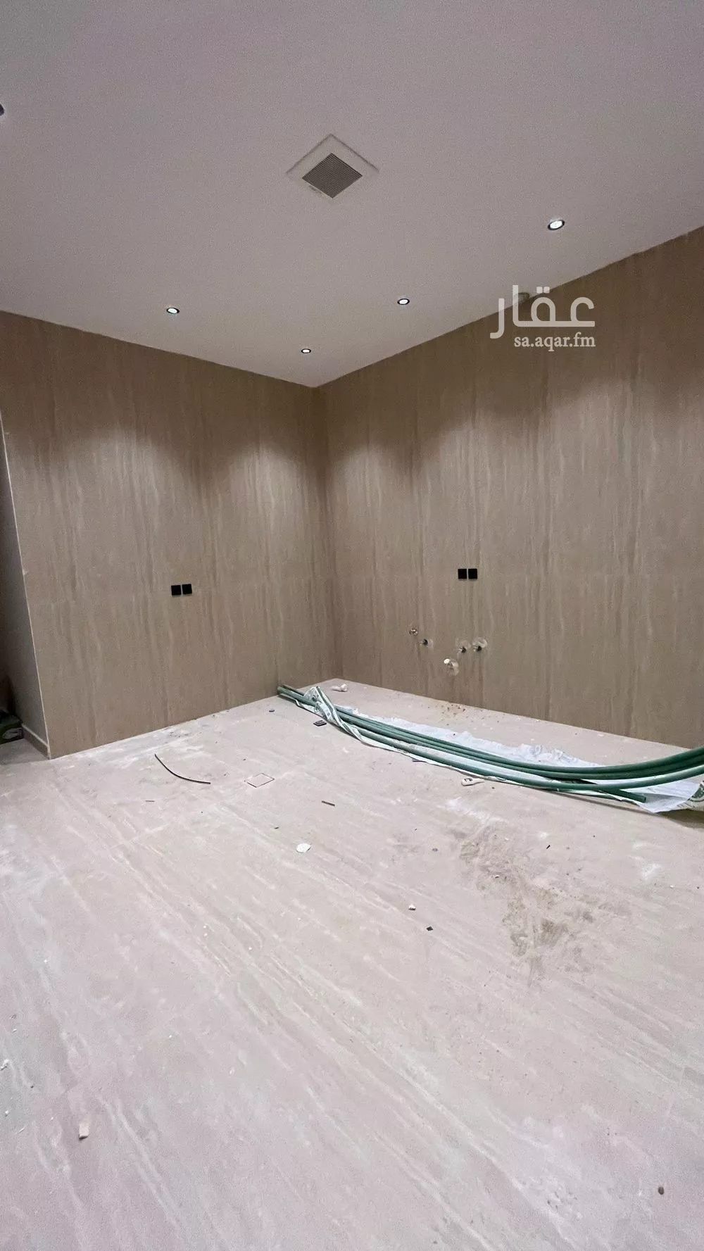 شقة 5 غرف في عكاظ 17