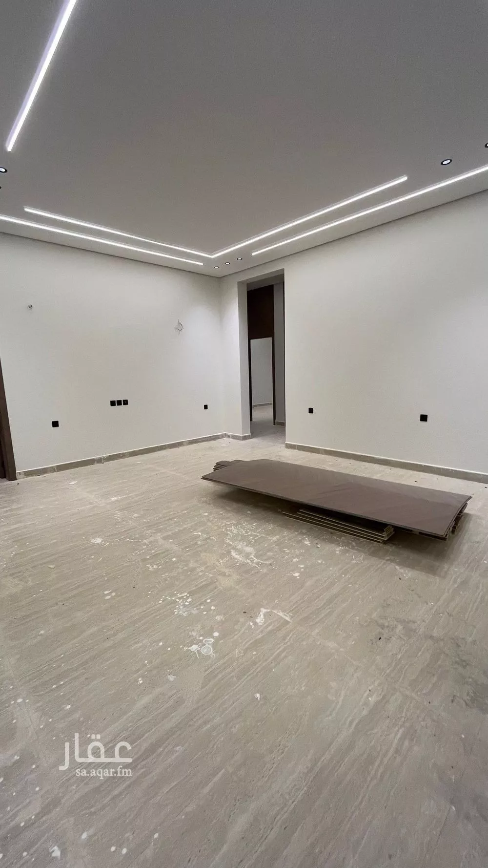 شقة 5 غرف في عكاظ 28