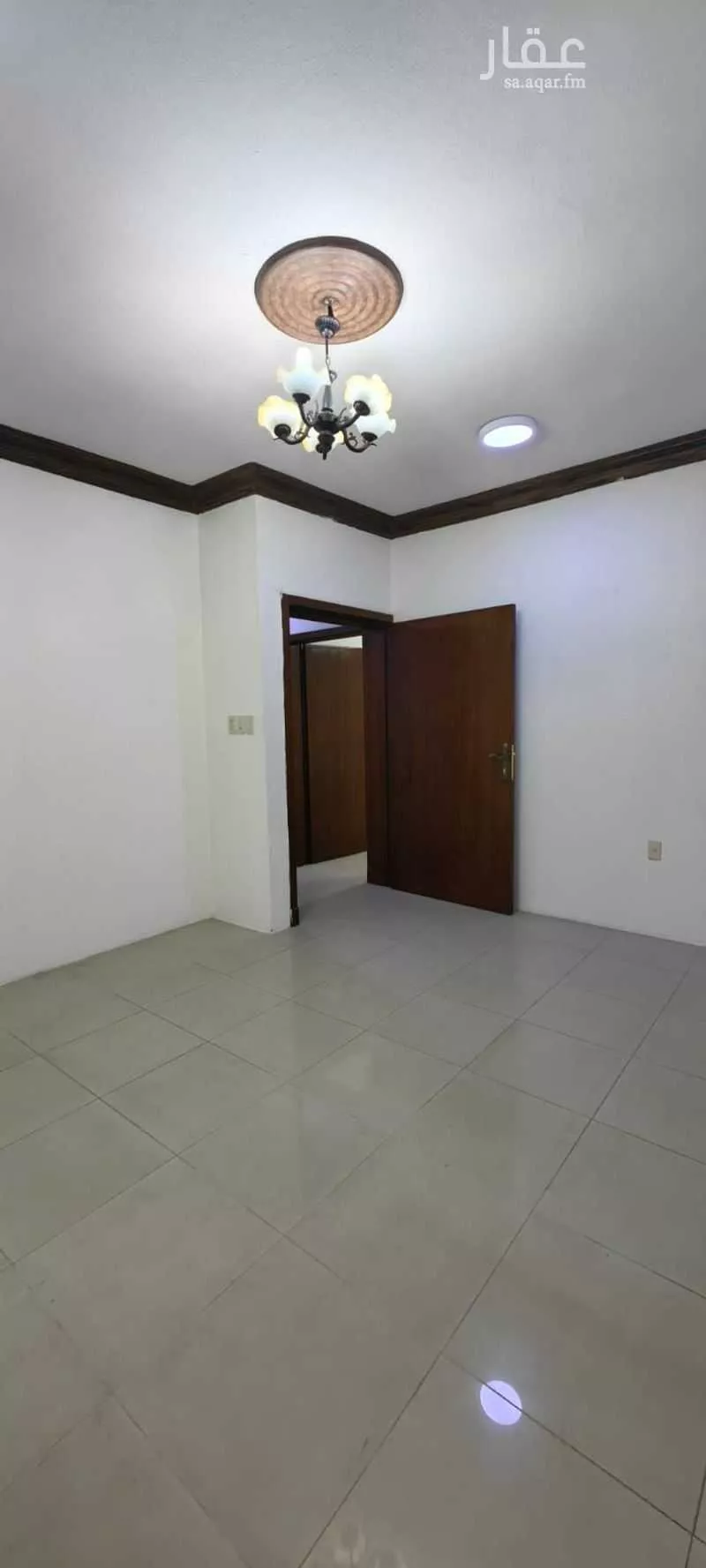 735 sqm building in Al Aziziyah 2