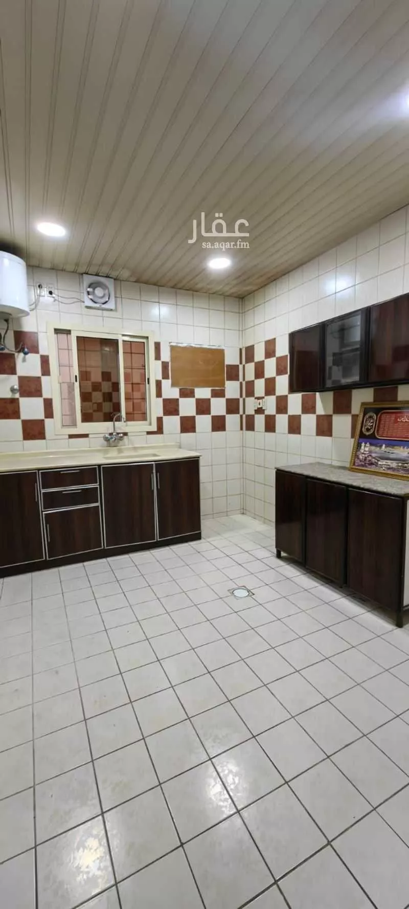 735 sqm building in Al Aziziyah 6