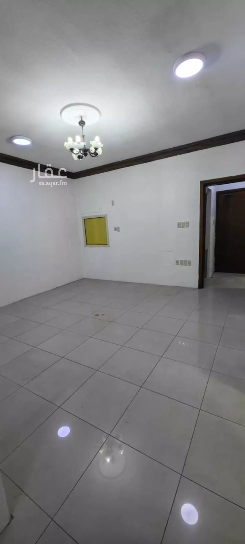 735 sqm building in Al Aziziyah 8