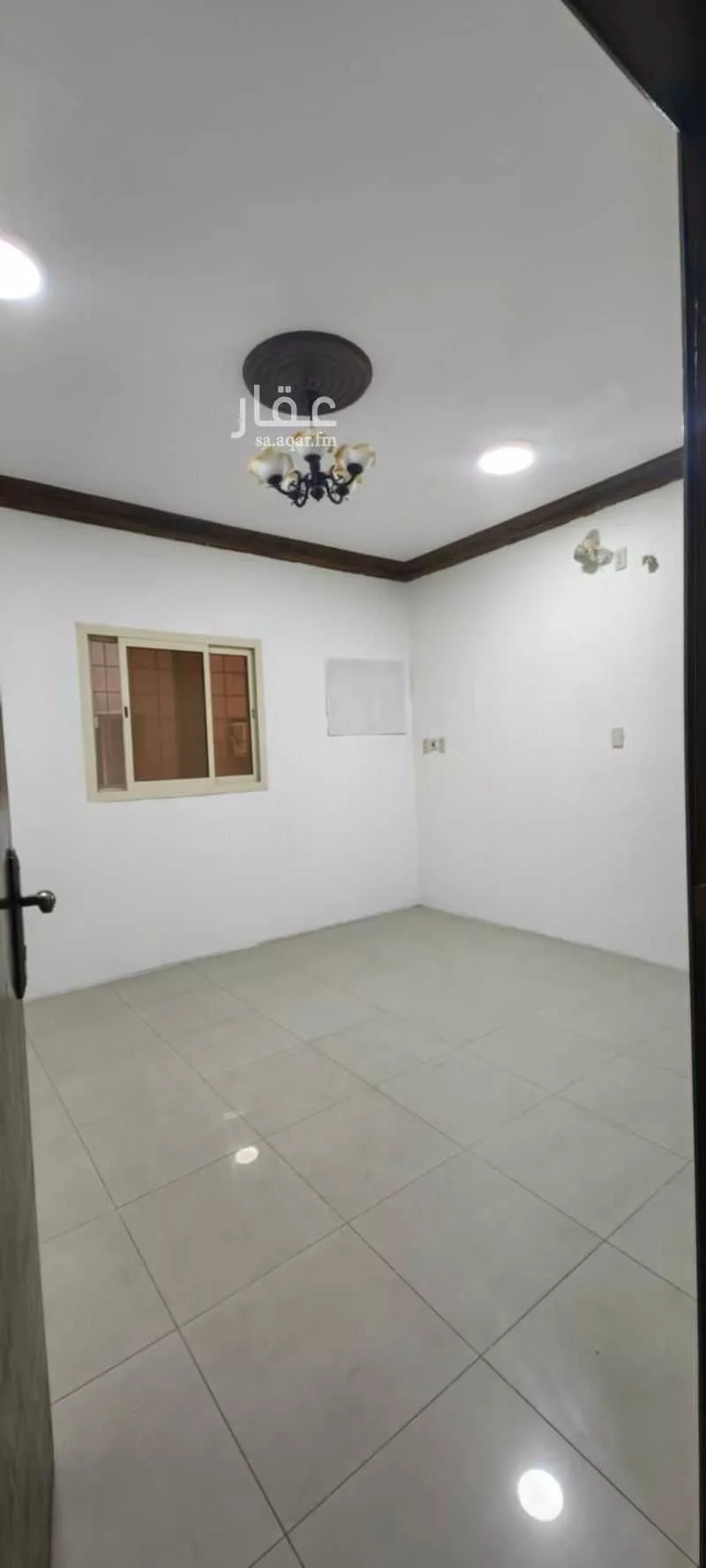 735 sqm building in Al Aziziyah 9