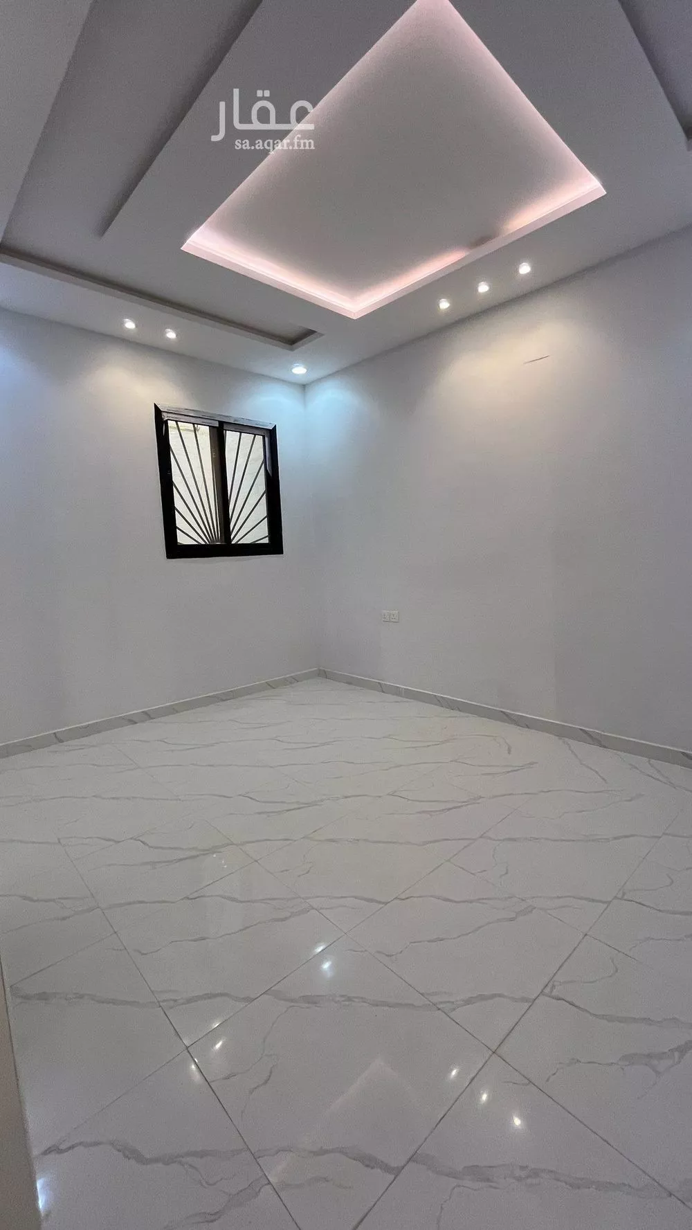 شقة 5 غرف في عكاظ 13