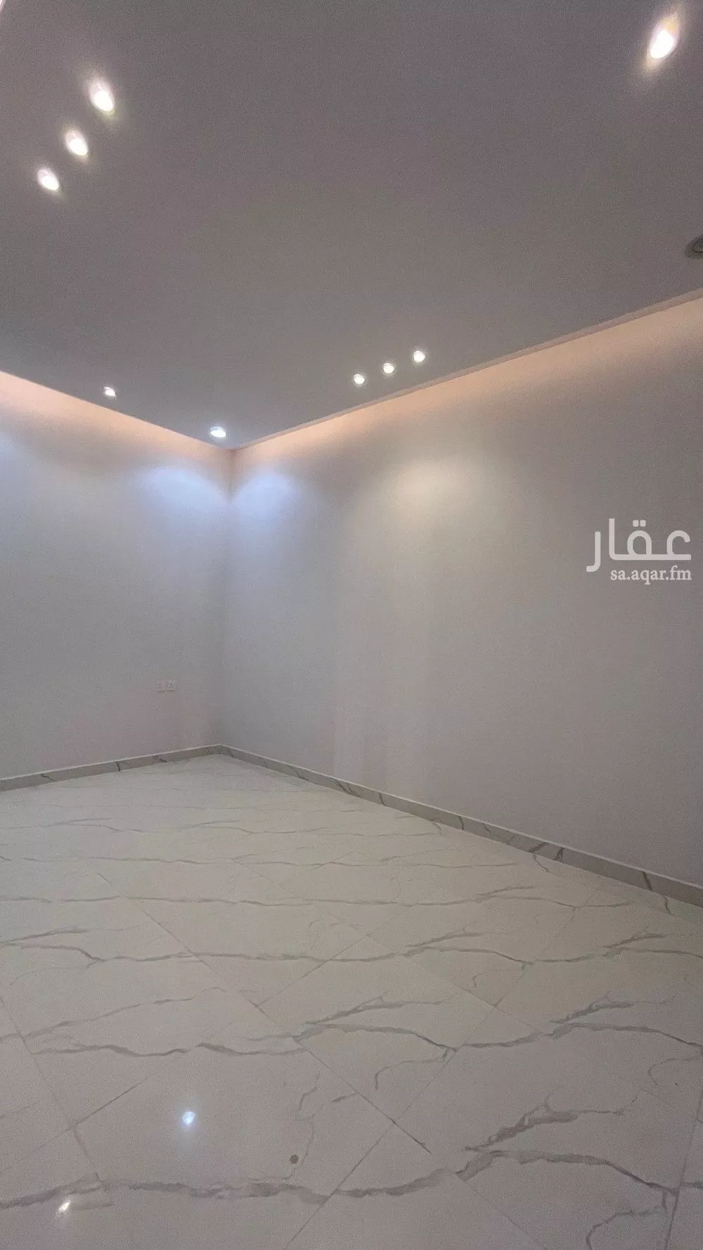 شقة 5 غرف في عكاظ 17