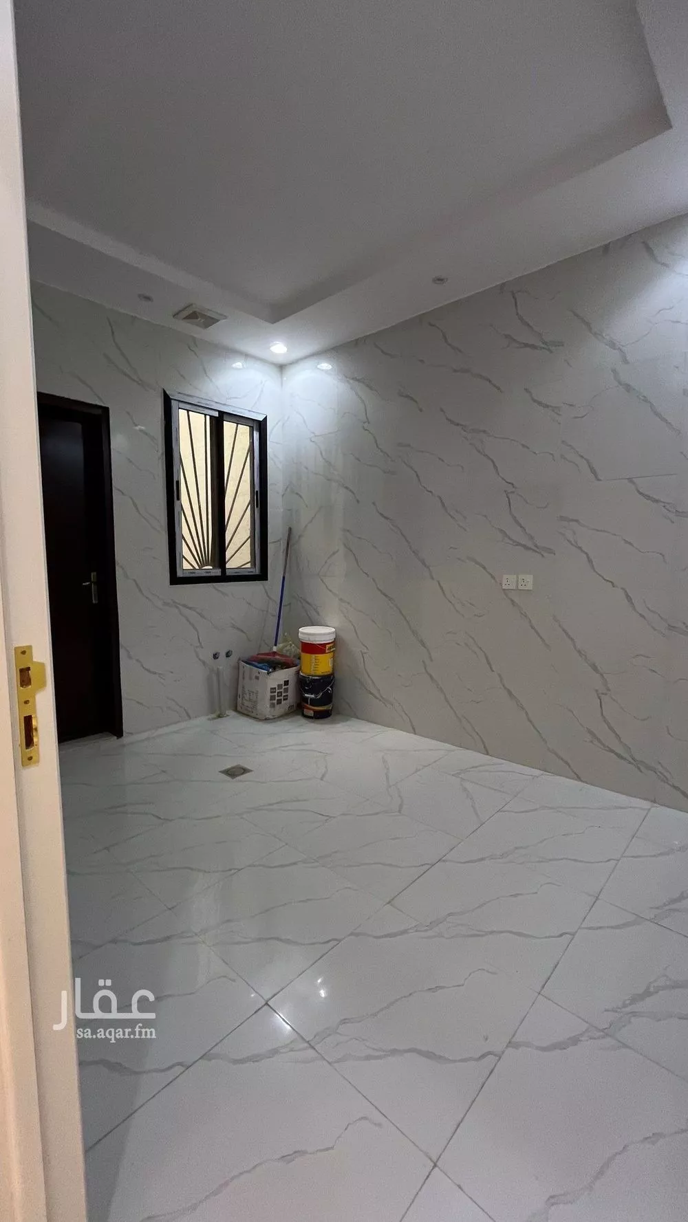 شقة 5 غرف في عكاظ 19