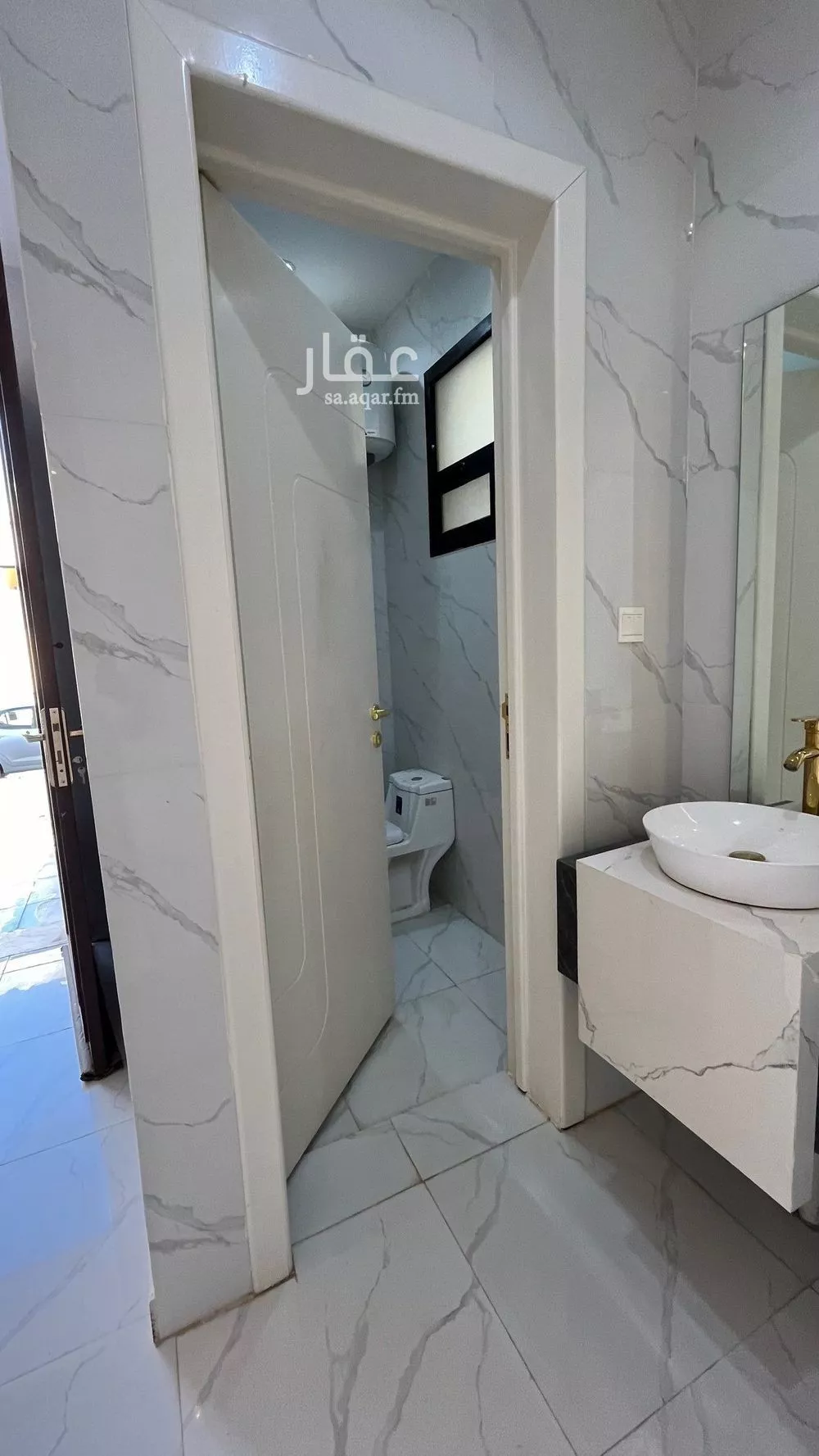 شقة 5 غرف في عكاظ 7