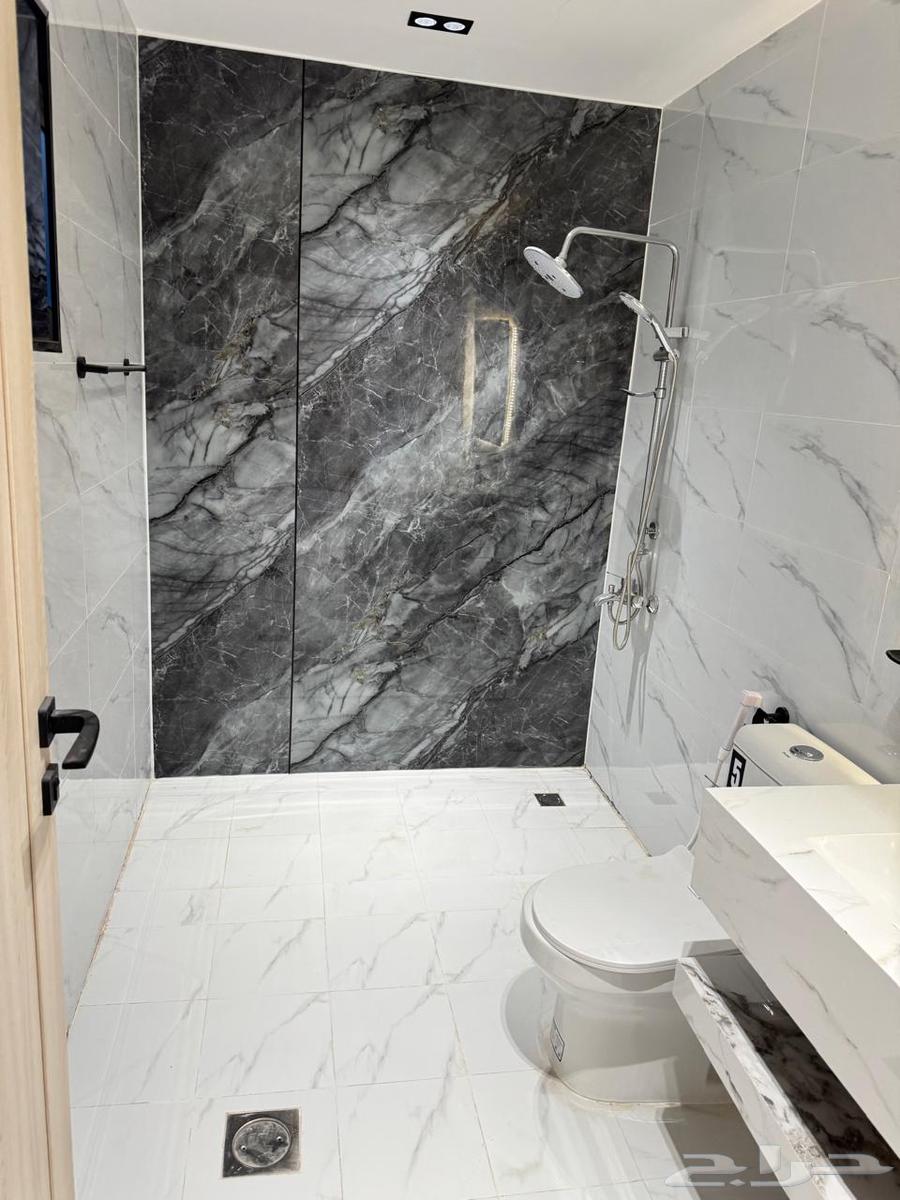 شقة 5 غرف في الحزام الذهبي 2