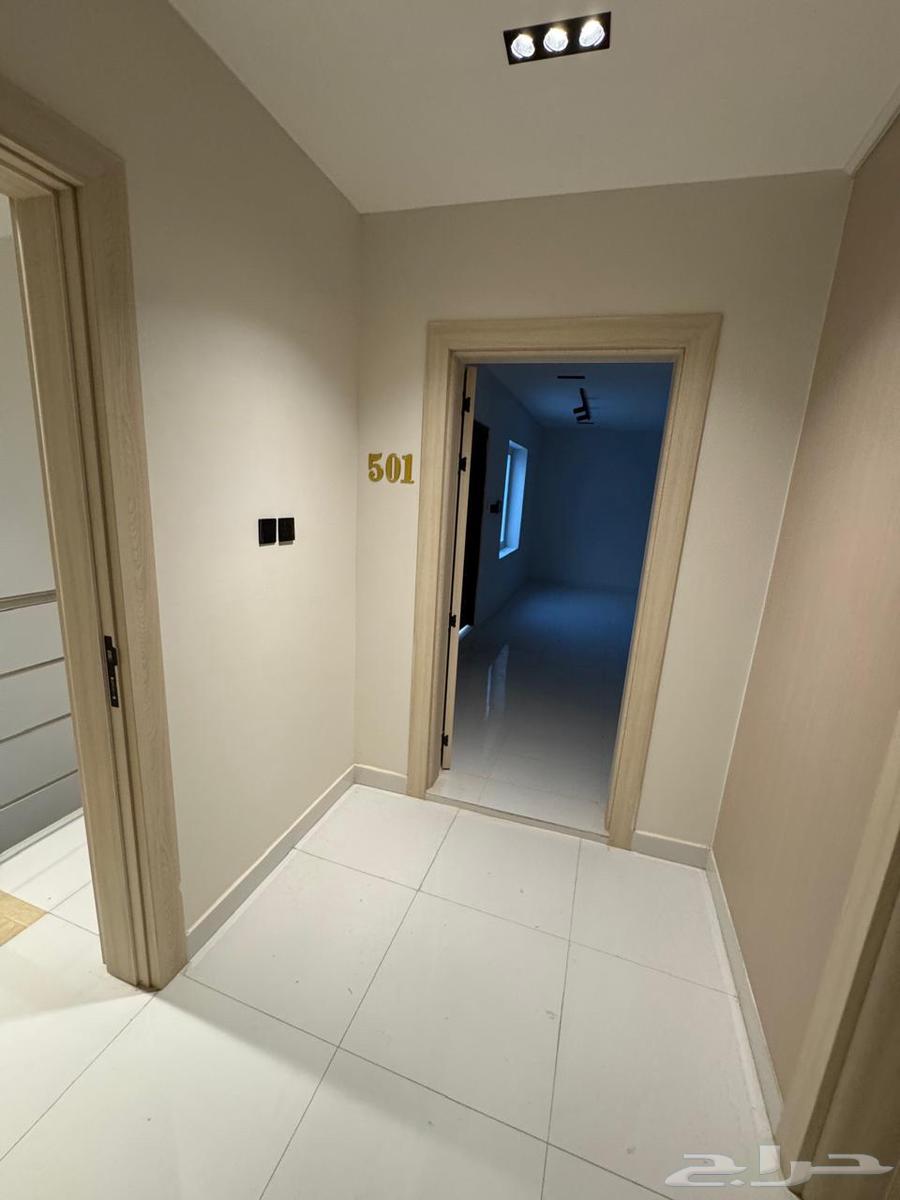 شقة 5 غرف في الحزام الذهبي 3