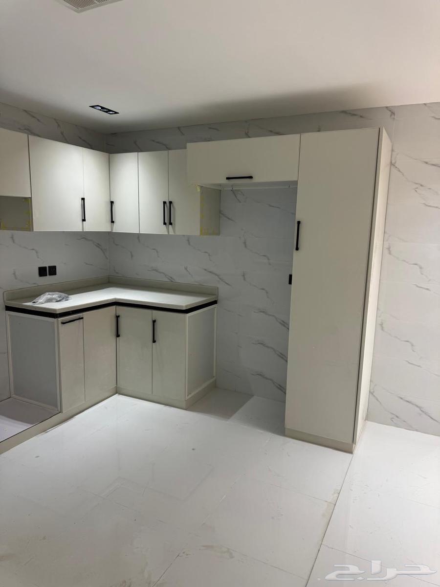 شقة 5 غرف في الحزام الذهبي 4