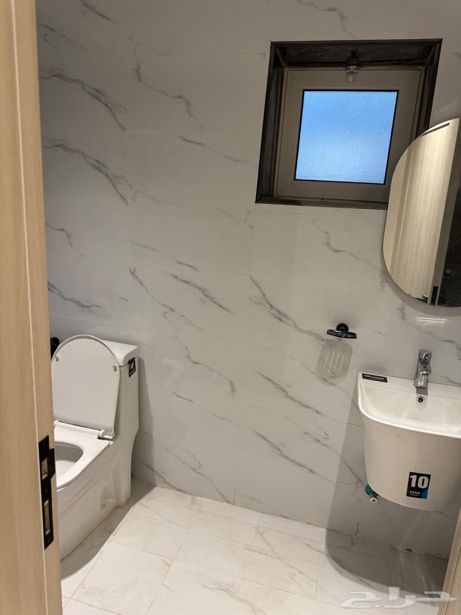 شقة 5 غرف في الحزام الذهبي 10