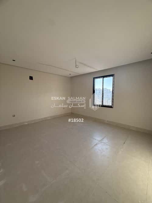 8 bedroom villa in Al Lulu 4