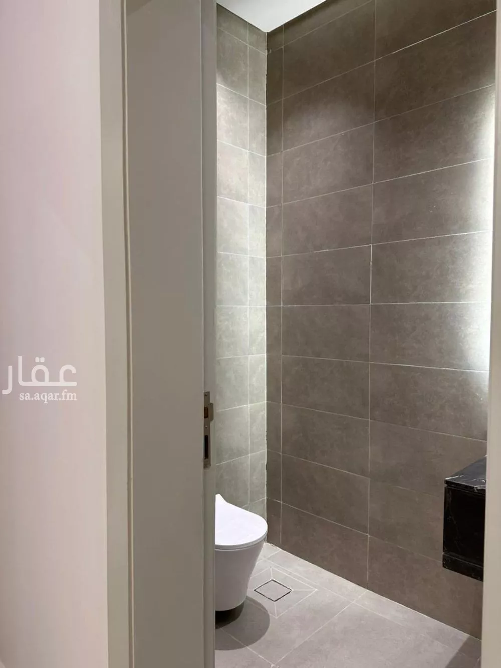 شقة 2 غرف في الرمال 9