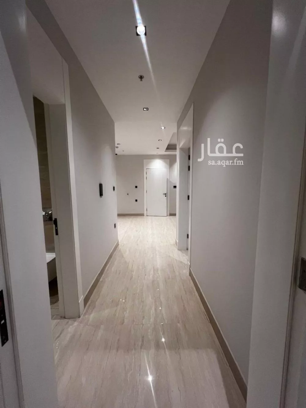 شقة 3 غرف في الملقا 16