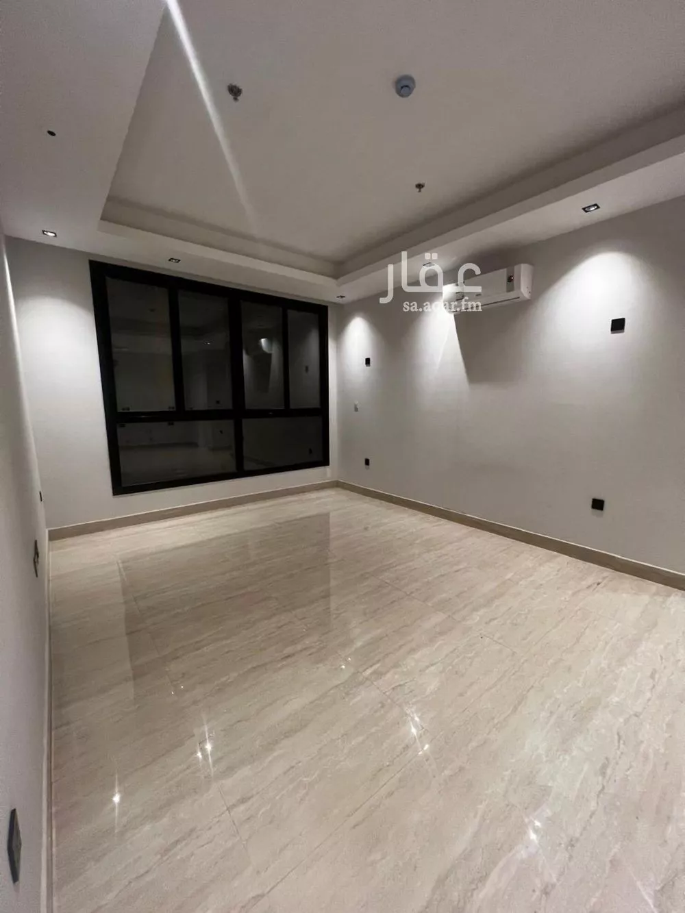 شقة 3 غرف في الملقا 18