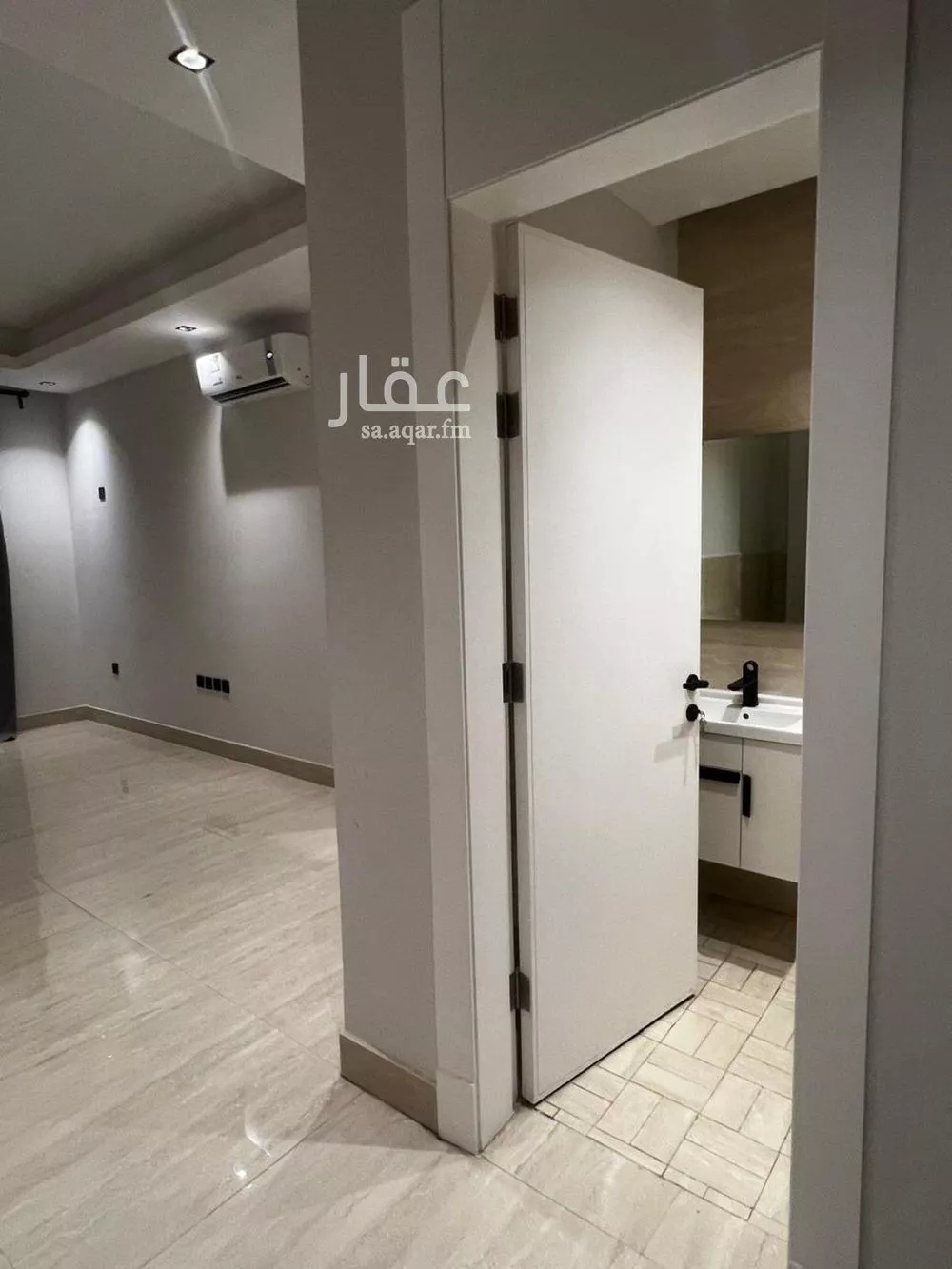 شقة 3 غرف في الملقا 27