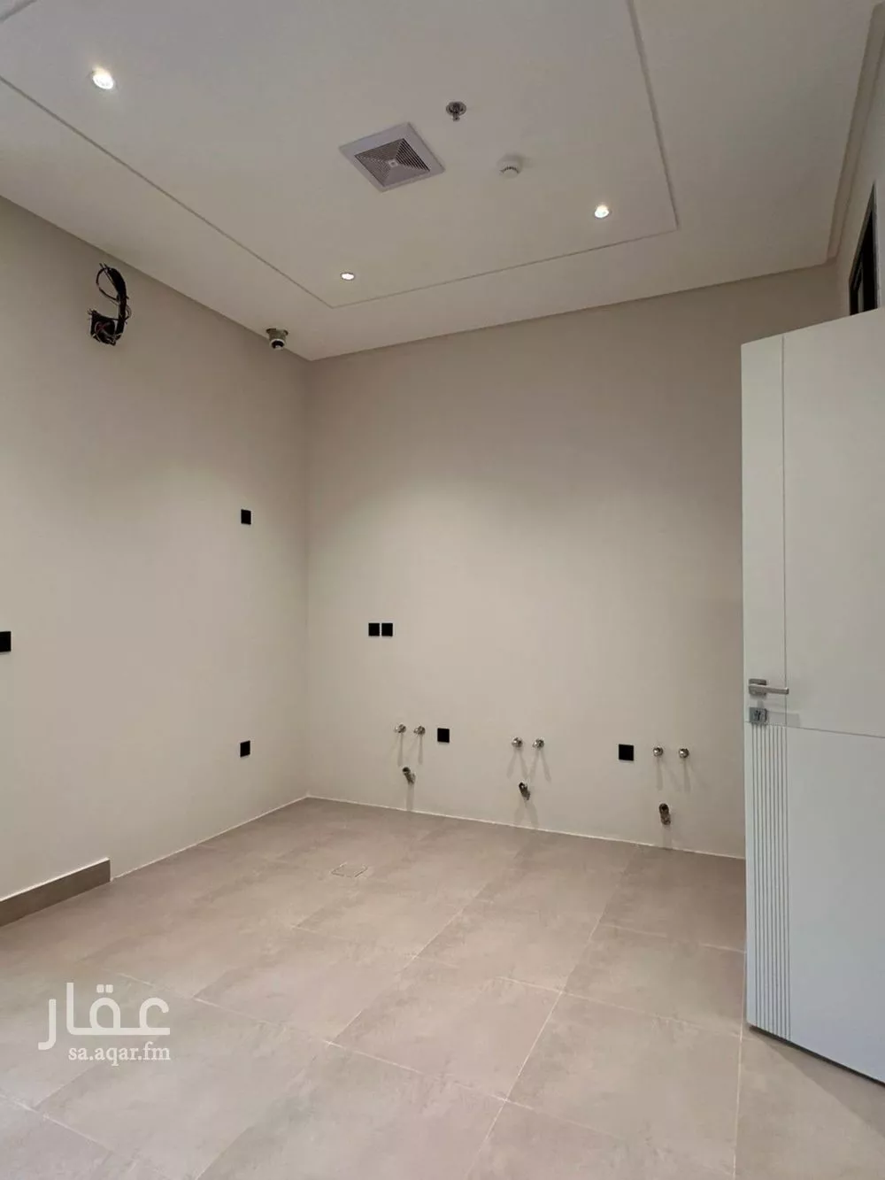 شقة 3 غرف في الرمال 5