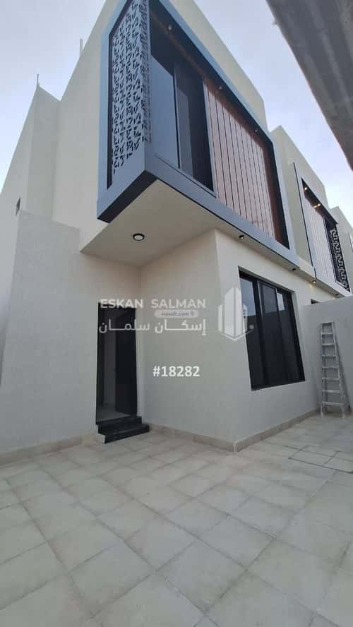 8 bedroom villa in As Sawari 5