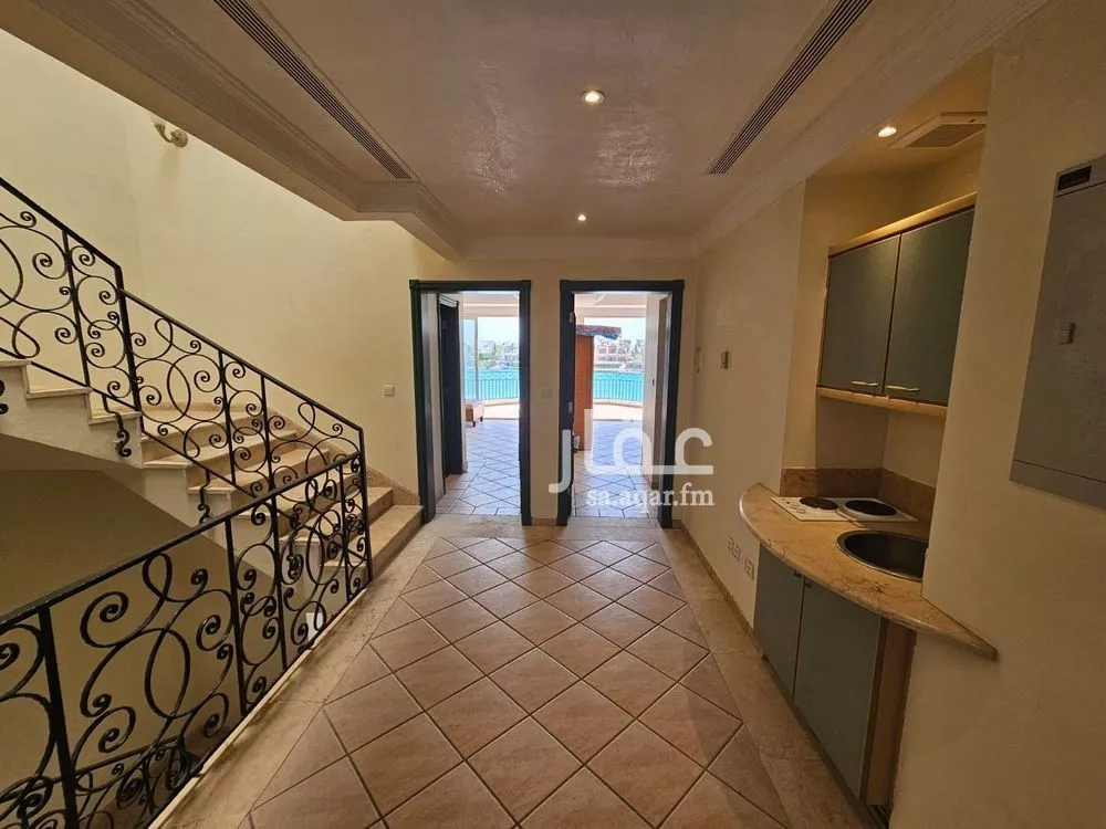 فيلا 7 غرف في الزمرد 22