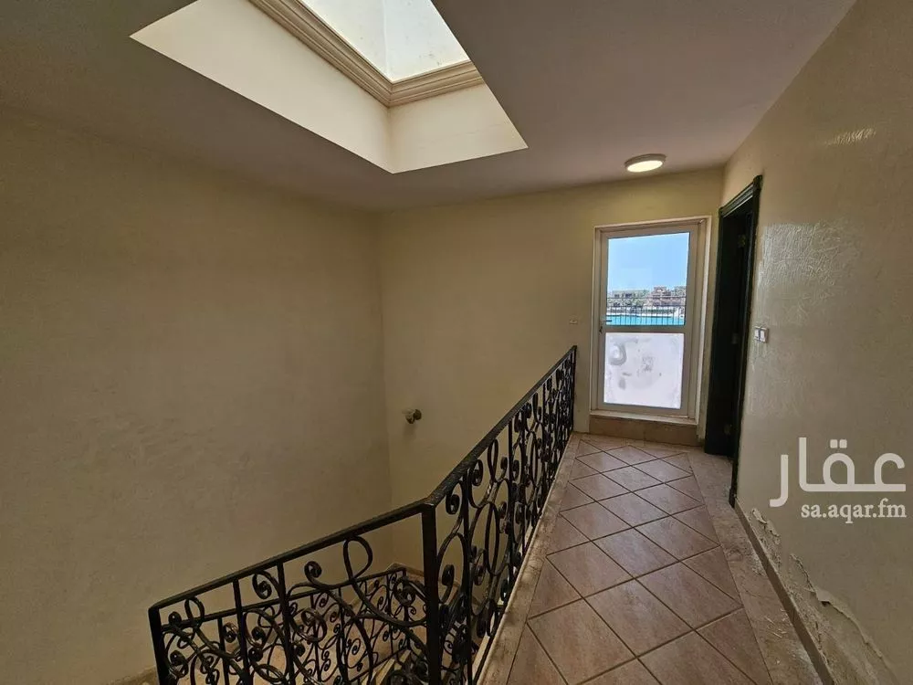 فيلا 7 غرف في الزمرد 25