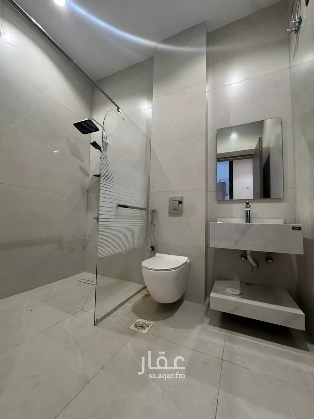 فيلا 4 غرف في الياقوت 14