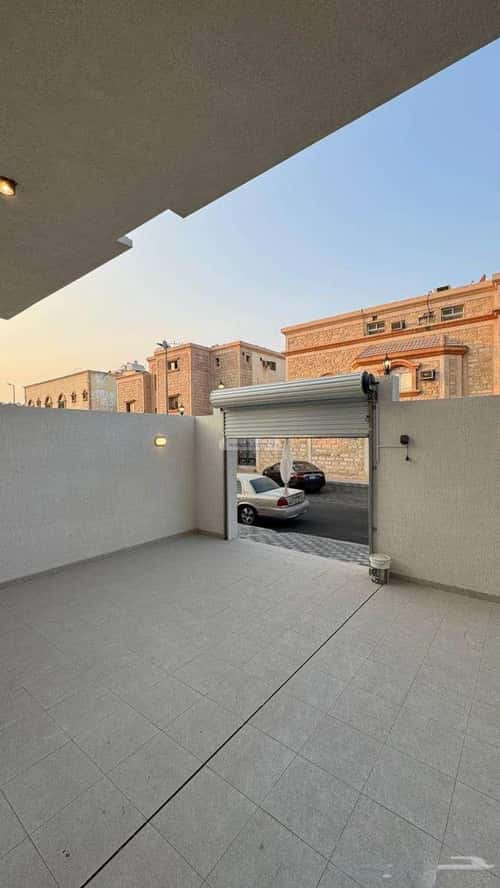 6 bedroom floor in Al Jisr 8