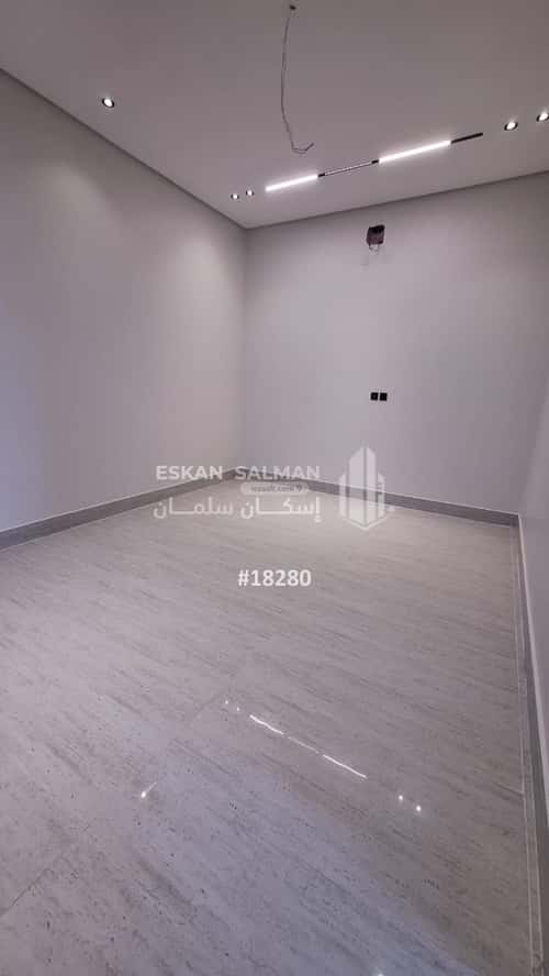 8 bedroom villa in As Sawari 6