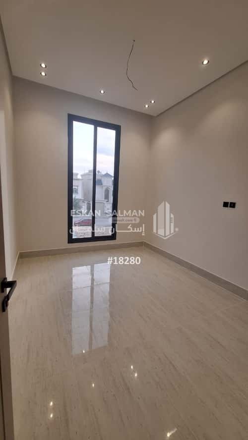 8 bedroom villa in As Sawari 12