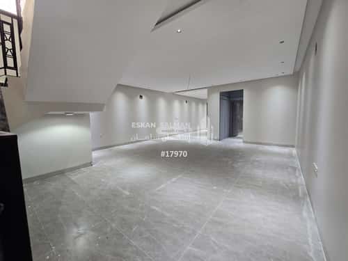8 bedroom villa in Al Amwaj 6