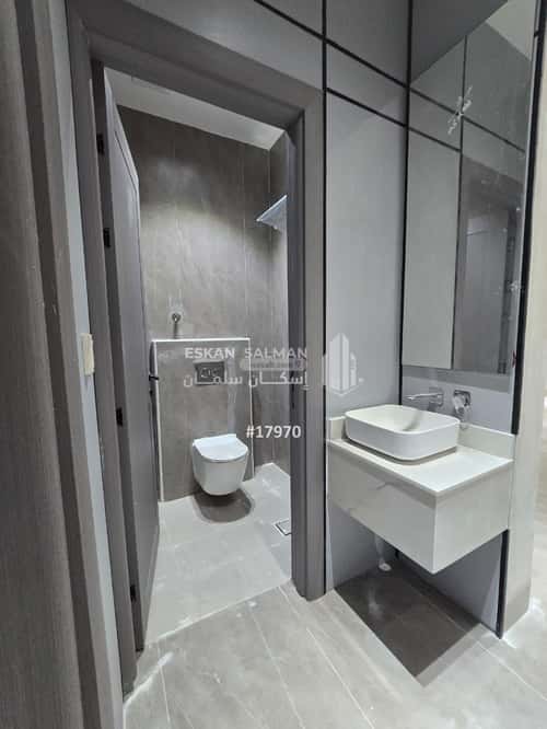 8 bedroom villa in Al Amwaj 10