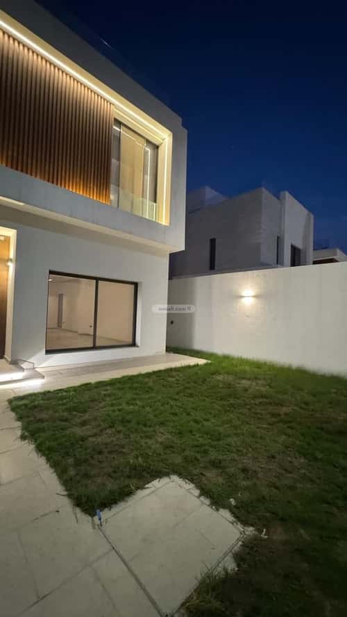 6 bedroom villa in Al Bahr 5
