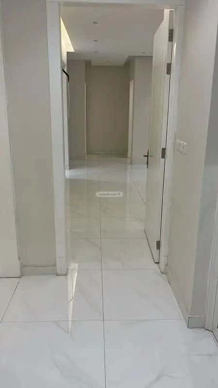 3 bedroom apartment in Al Buhairah, Eastern Province 5
