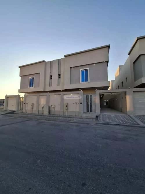 6 bedroom villa in Al Amwaj 4