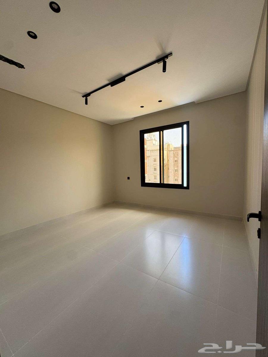 6 bedroom apartment in Wali Al Ahd 5
