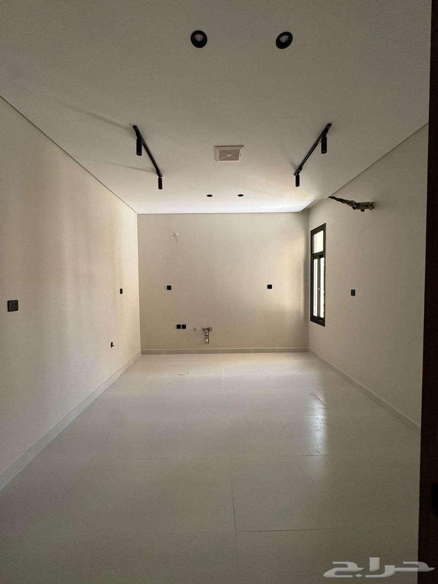 6 bedroom apartment in Wali Al Ahd 8