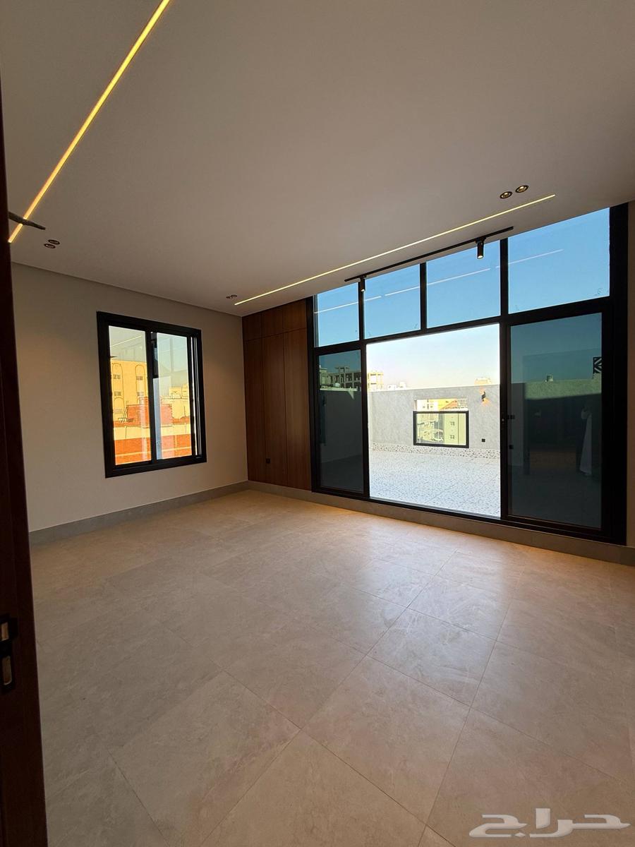 شقة 4 غرف في ولي العهد 2