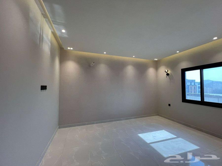 4 bedroom apartment in Al Shawqiyyah 5