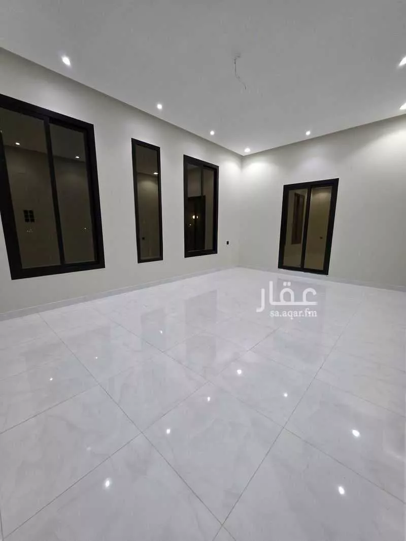 شقة 15 غرف في الفروسية 18