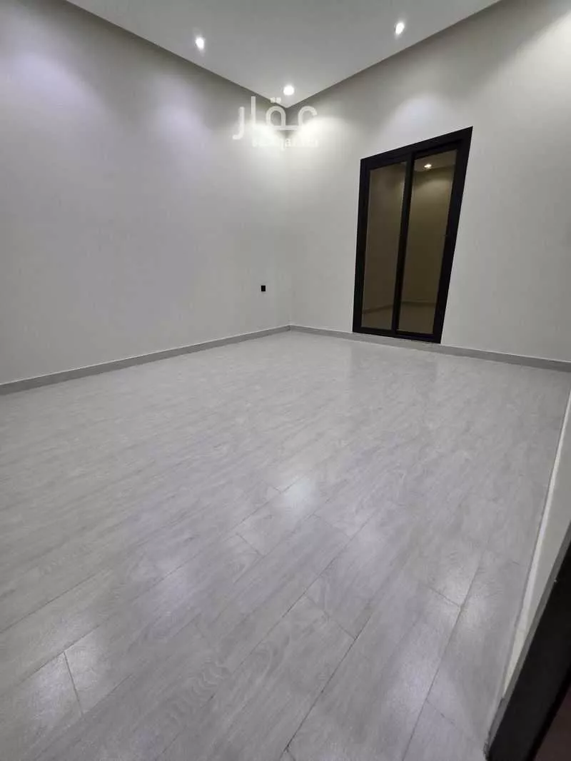 شقة 15 غرف في الفروسية 20