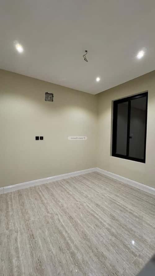 6 bedroom villa in As Sawari 4