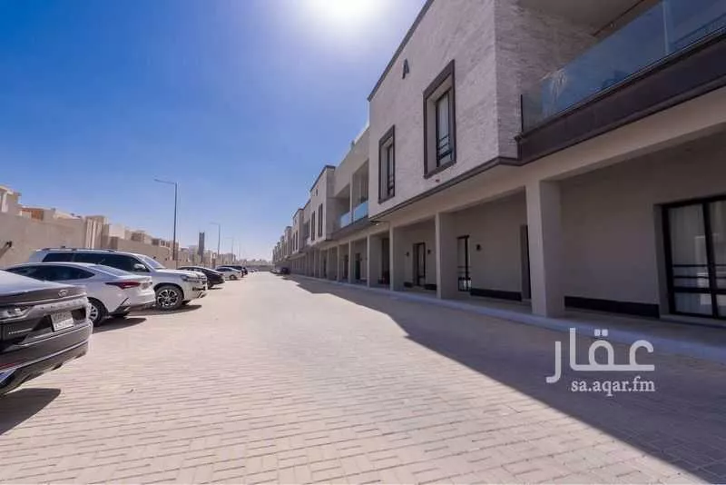 3 bedroom apartment in Al Rimal 3