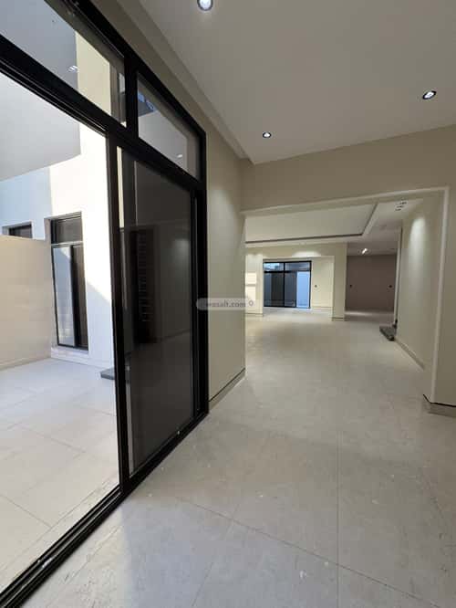 6 bedroom villa in Al Shiraa 5