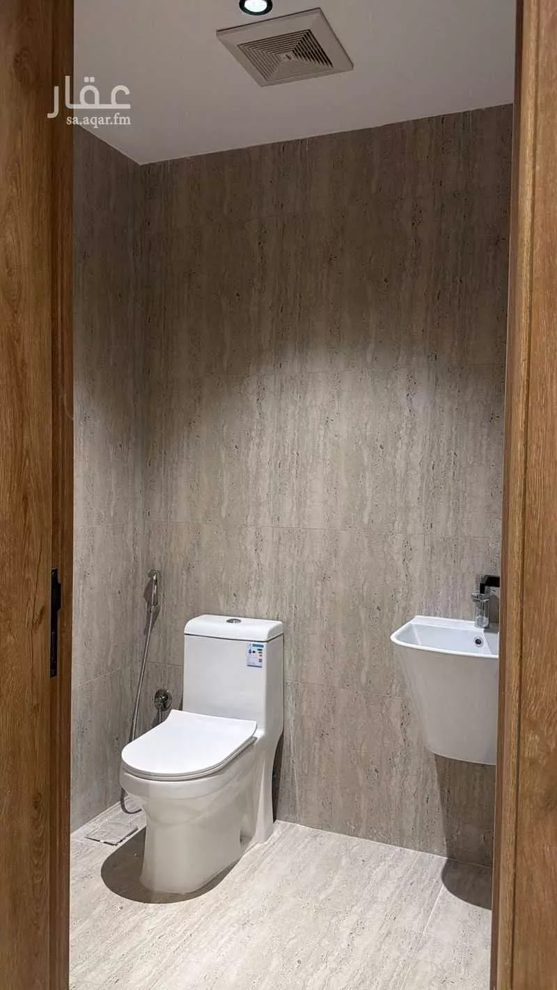 شقة 4 غرف في النرجس 7